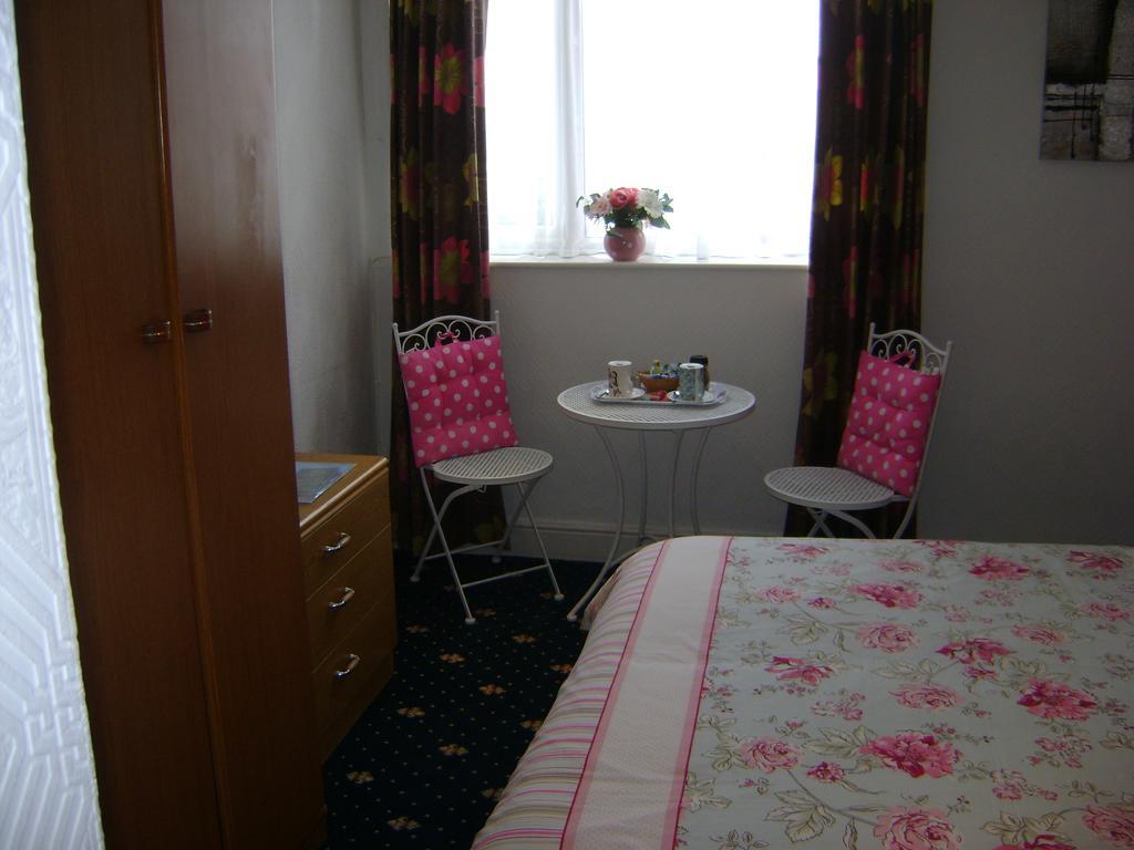 Athenry Guest House Blackpool Exterior photo